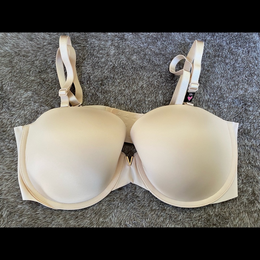 NWT Victorias Secret Plunge Push Up Bra